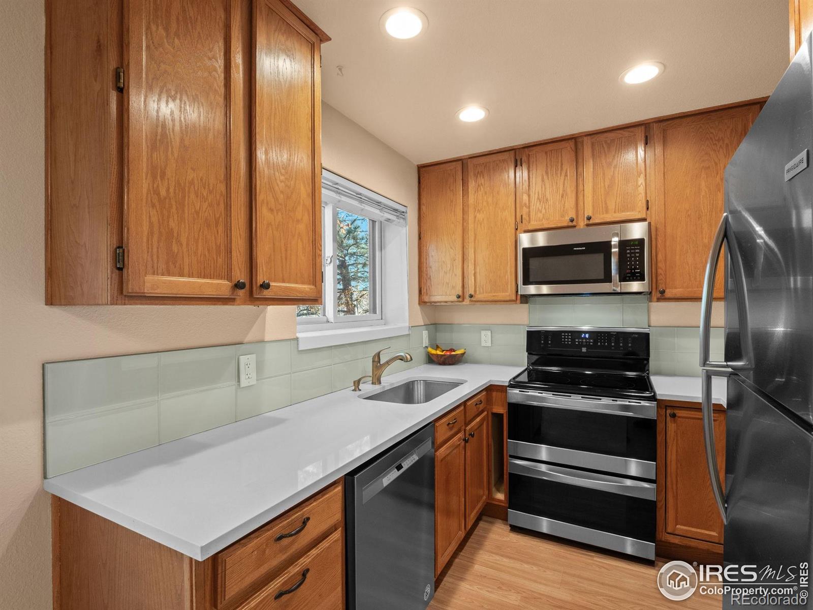 1590 Garfield Avenue F