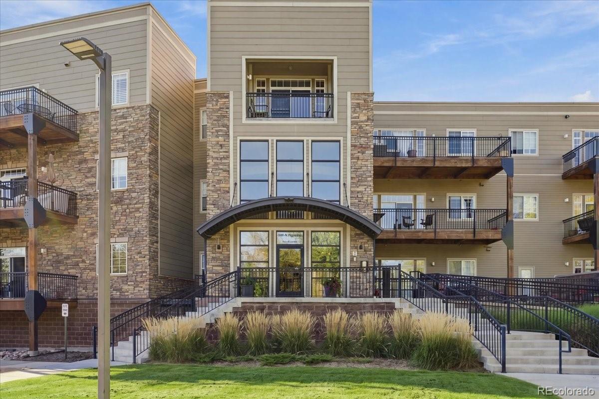 6000 W Floyd Avenue 102