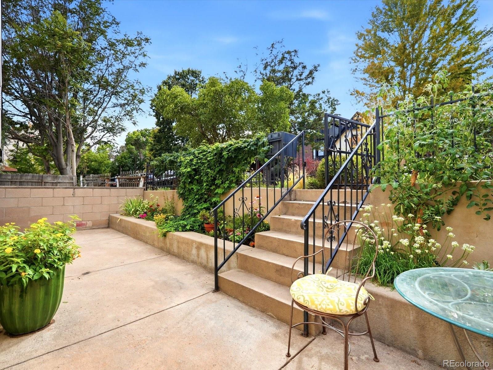 3122 Umatilla Street