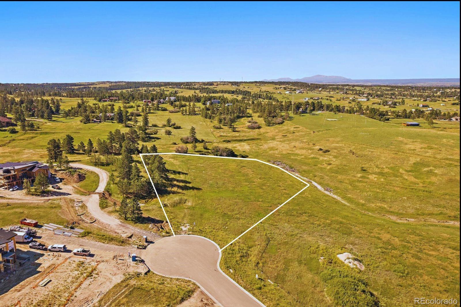 2379 Fox View Trail