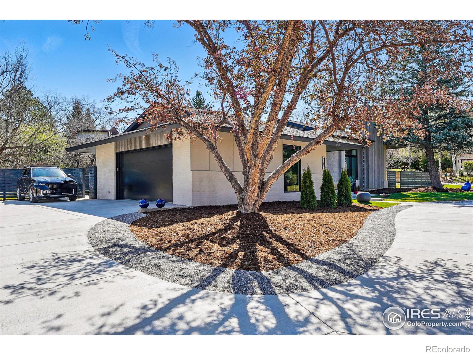 6923 Hunter Place