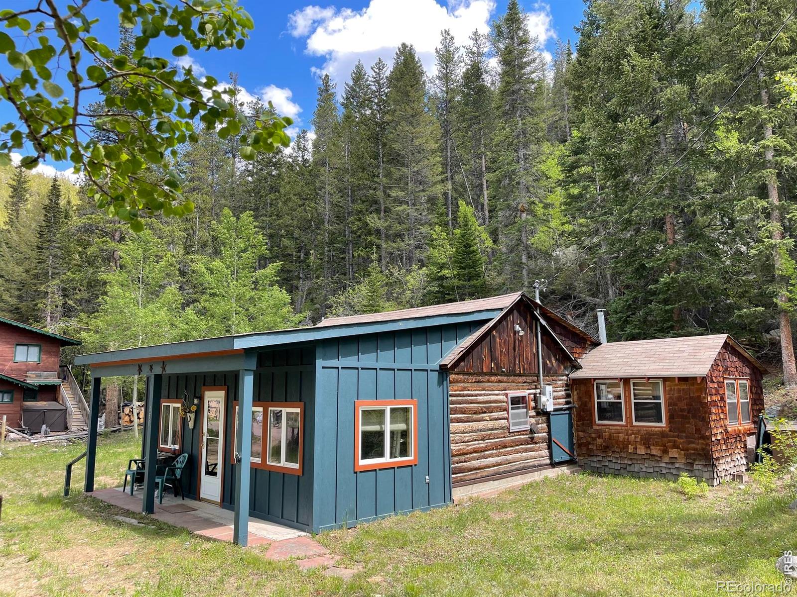 450 Peaceful Valley Road