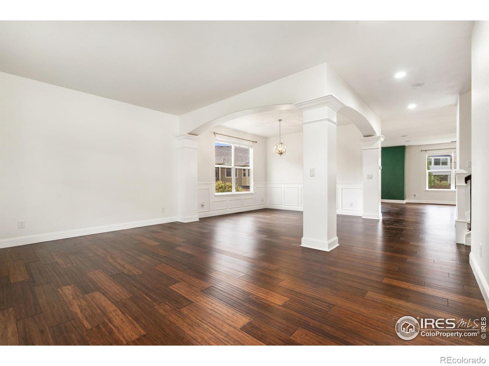 2025 Seagrove Court