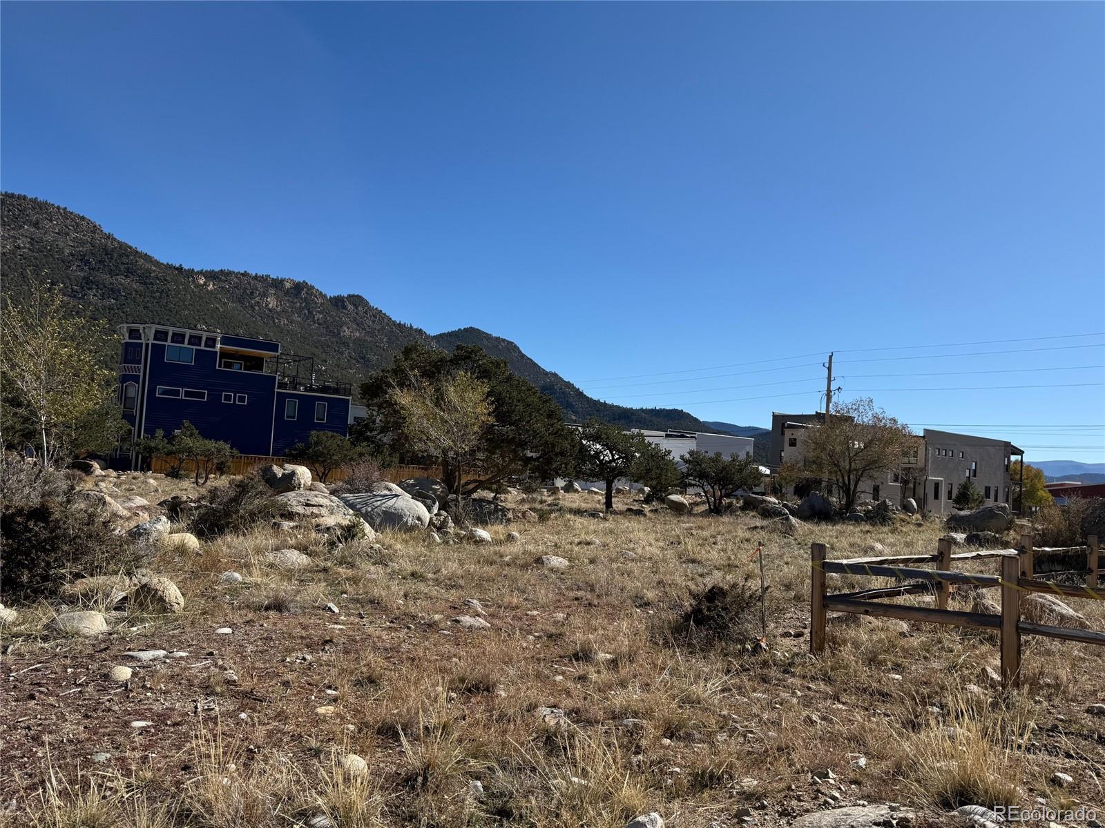 715 E Arkansas Street