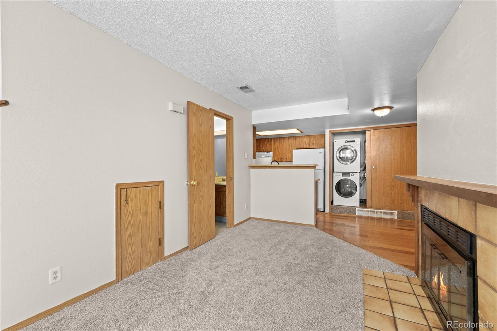 8701 Huron Street 4-208