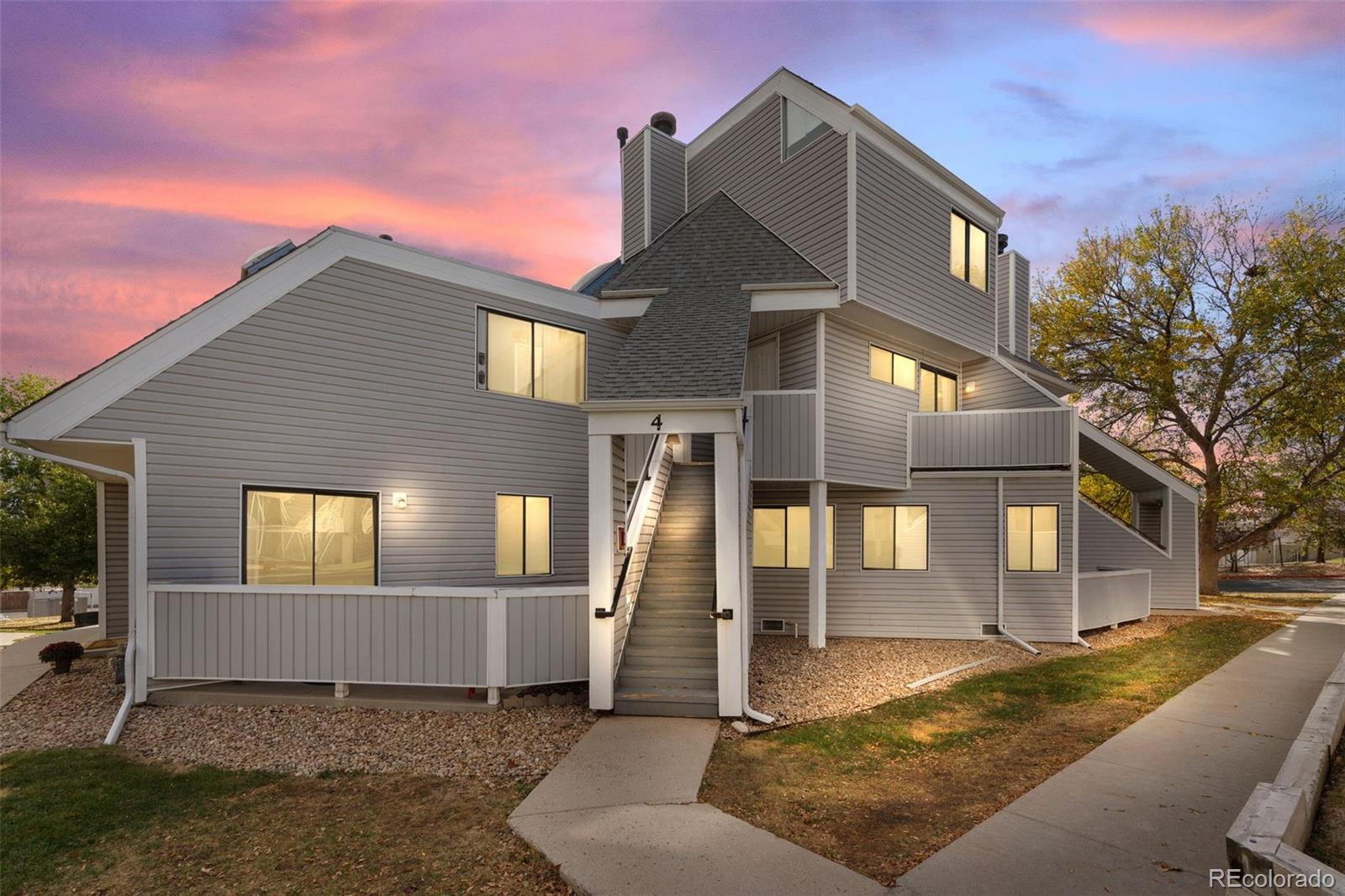 8701 Huron Street 4-208