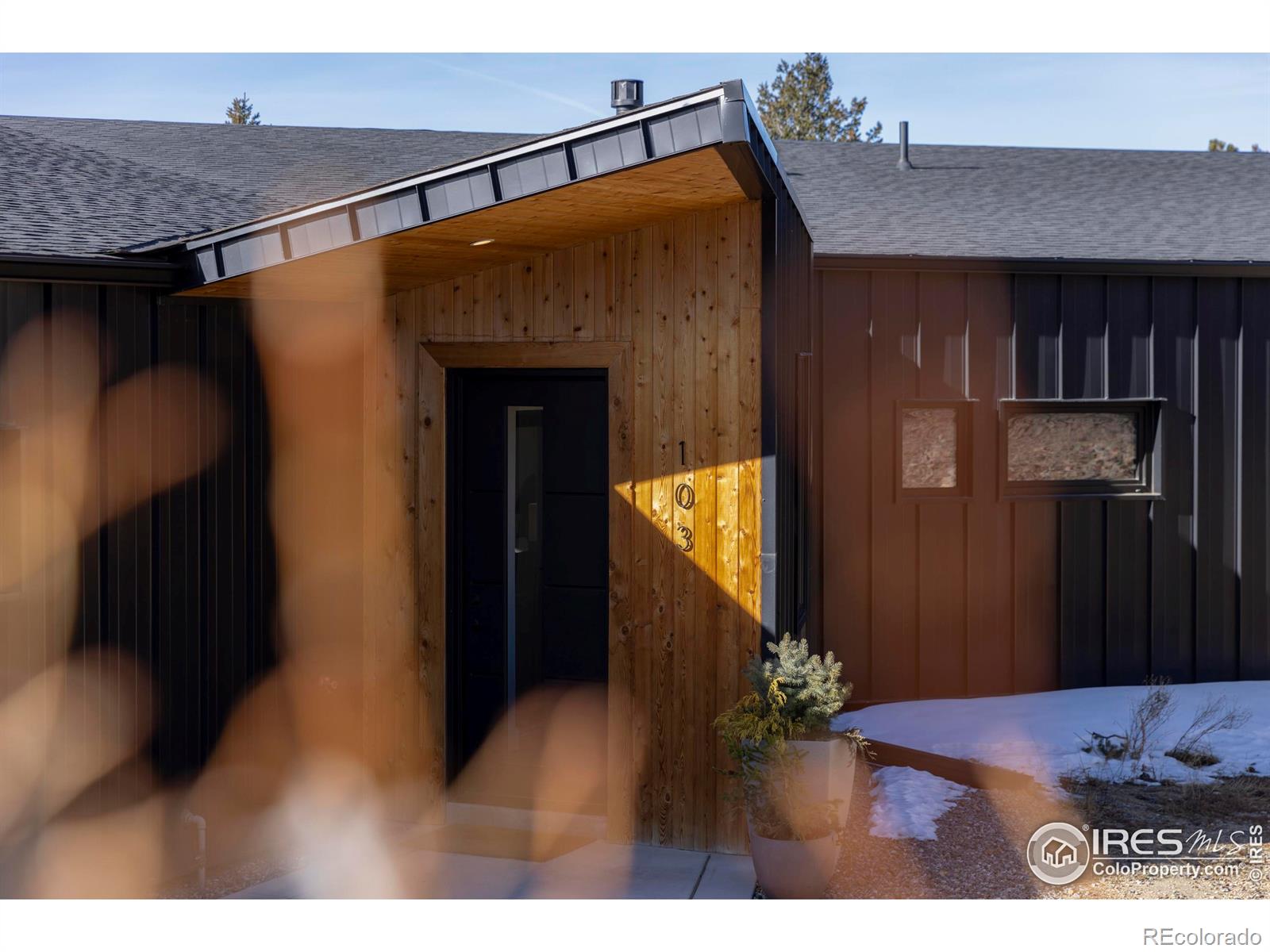 103 W Wildewood Drive