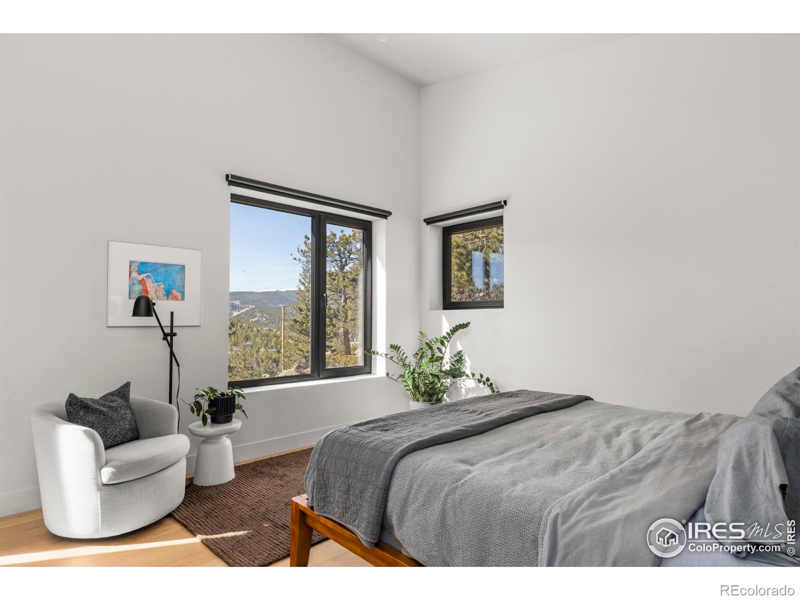 103 W Wildewood Drive