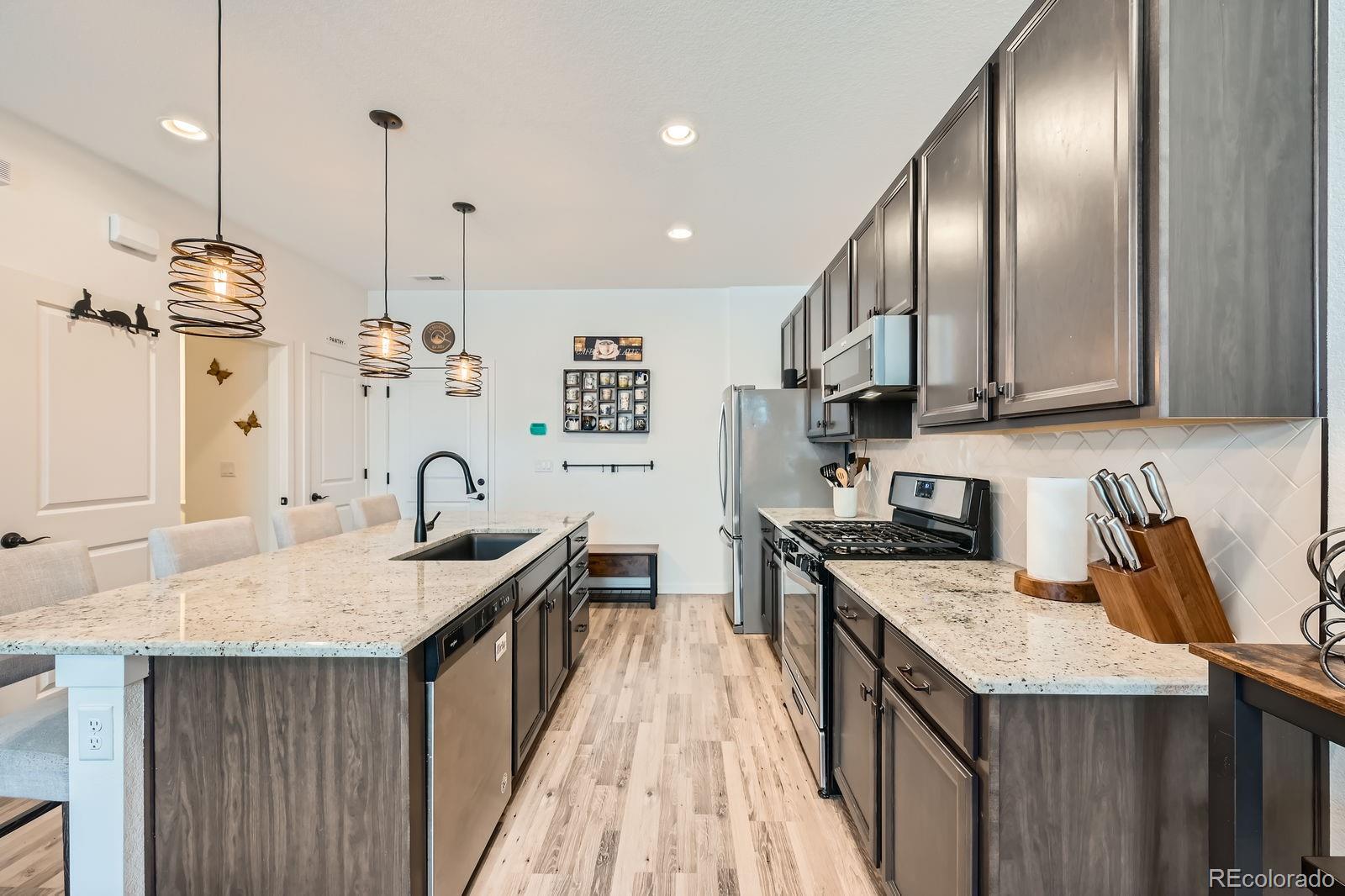 7885 Yampa River Avenue, Littleton, CO, 80125 4 7885 Yampa River Avenue