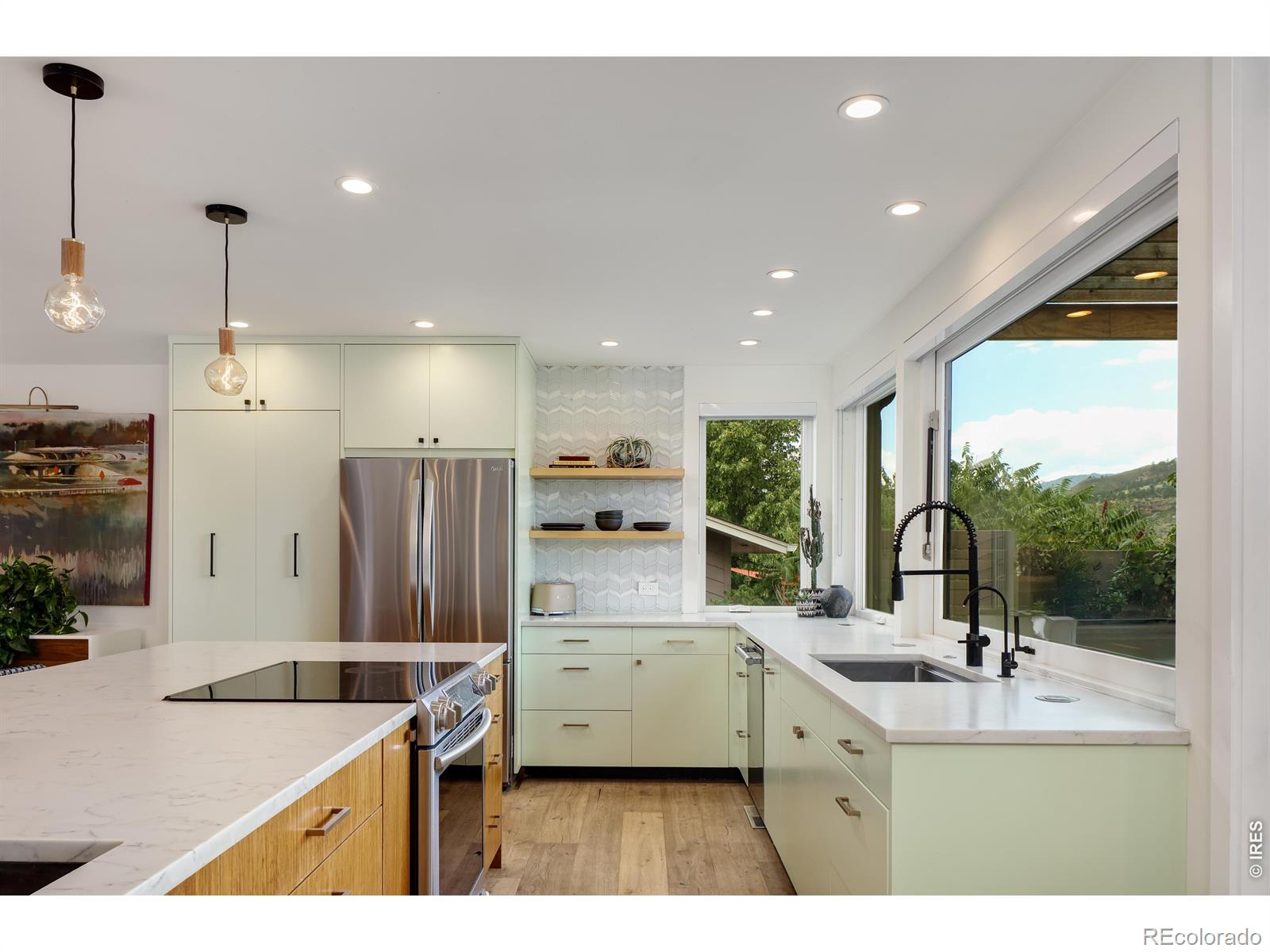 125 Longs Peak Drive