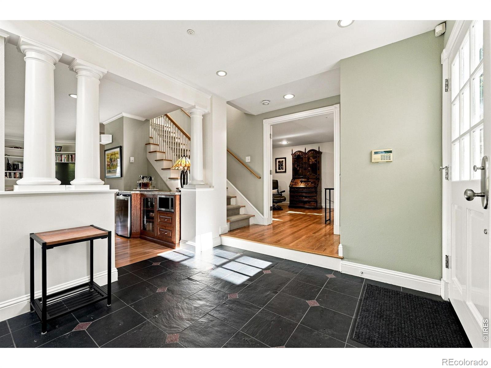 15 Arrowleaf Court