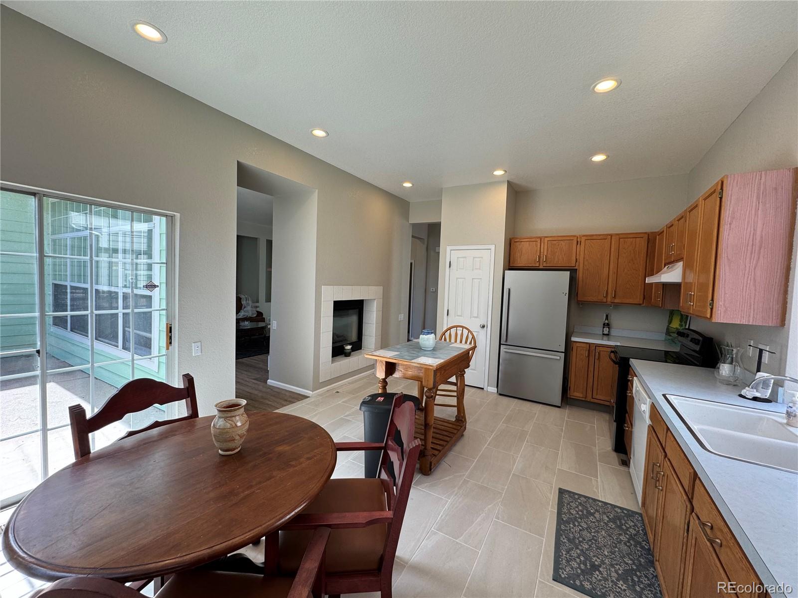 9806 Hooker Court