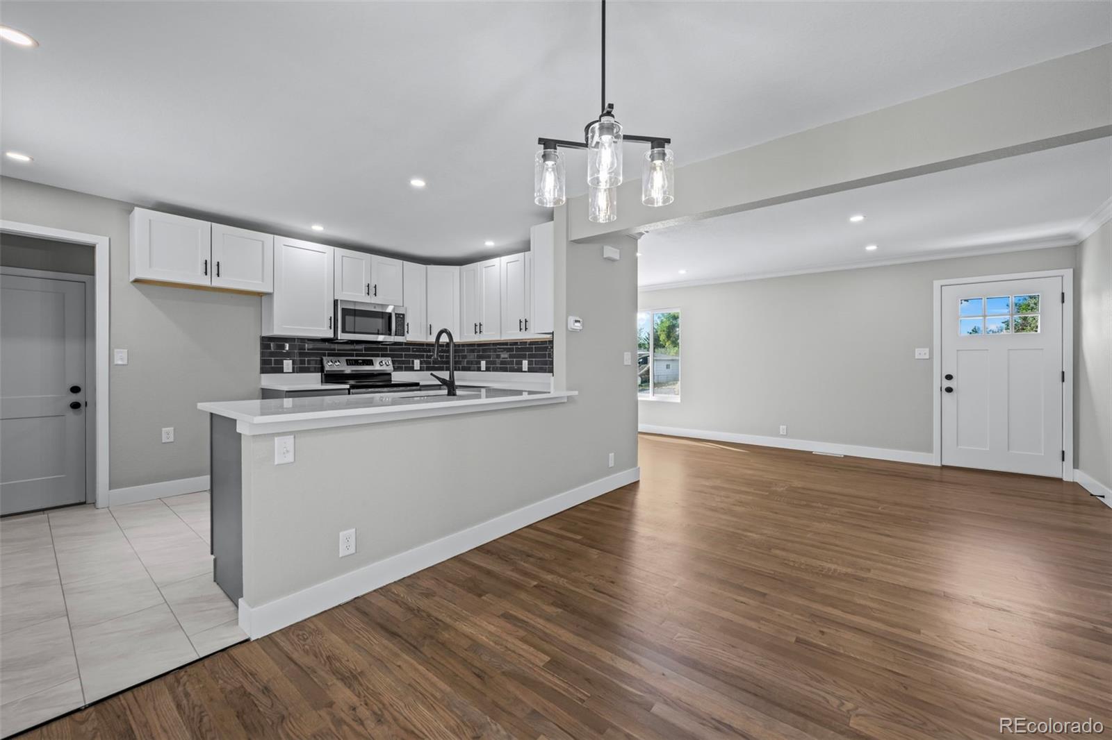 10865 W 39th Place