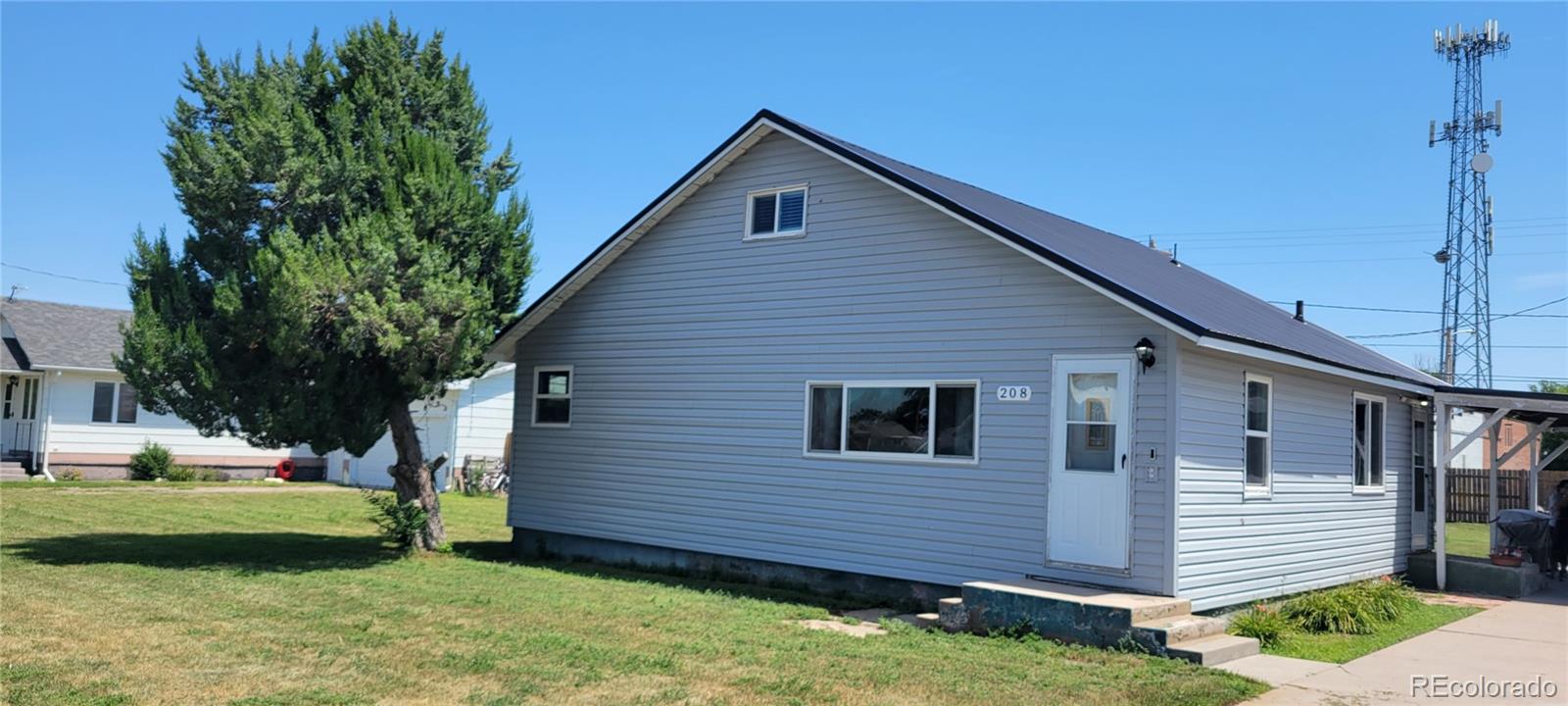 208 5th Street