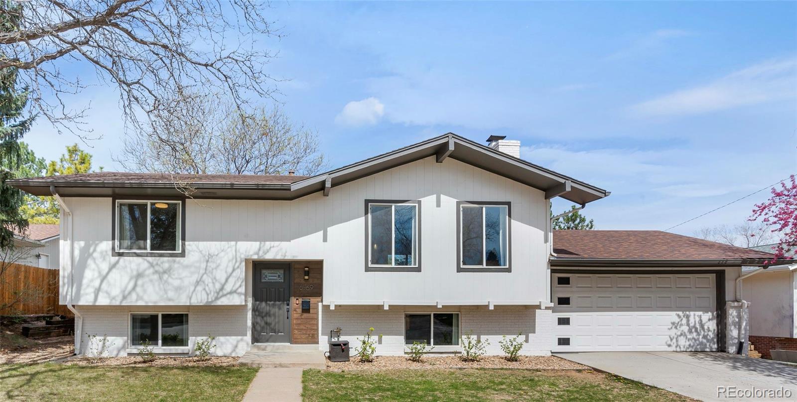 6969 S Syracuse Court