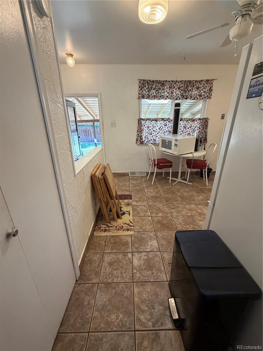 445 S Nome Way