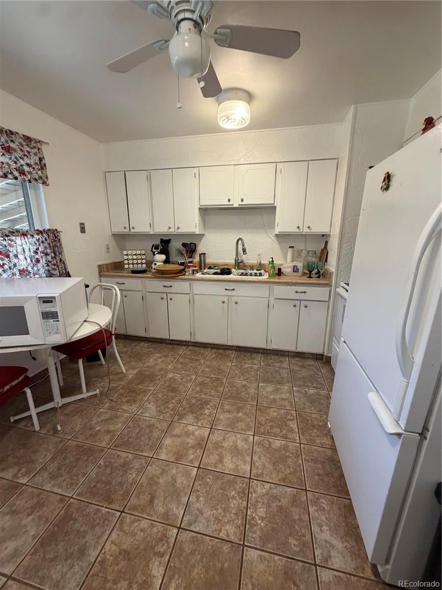 445 S Nome Way