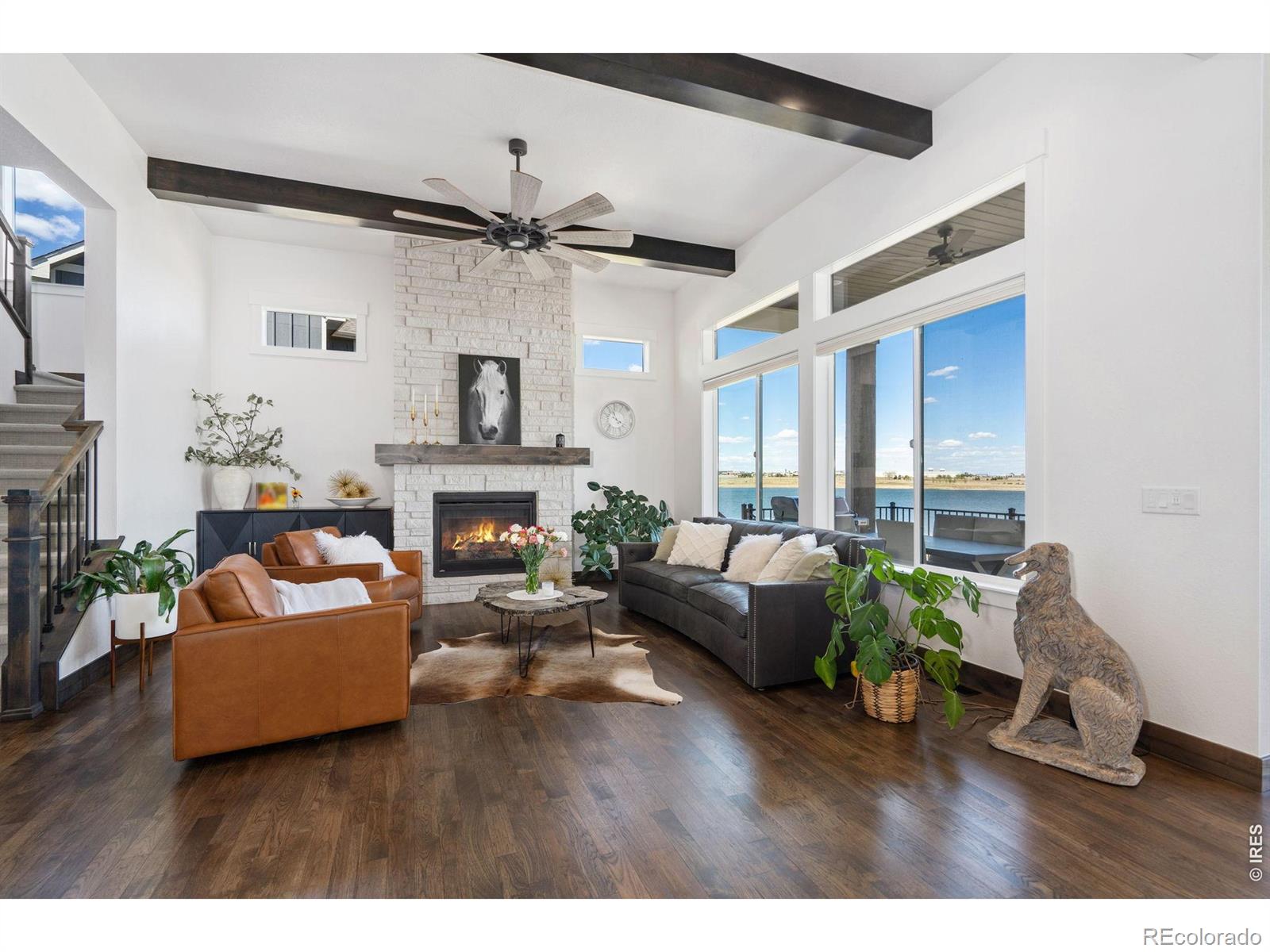 2922 Lake Verna Drive