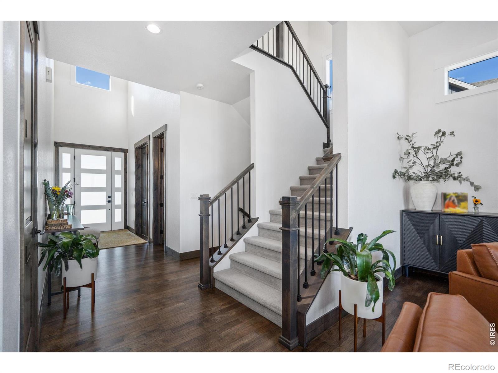 2922 Lake Verna Drive