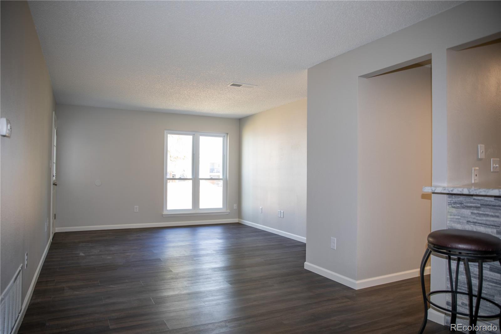 2215 E Geddes Avenue K08