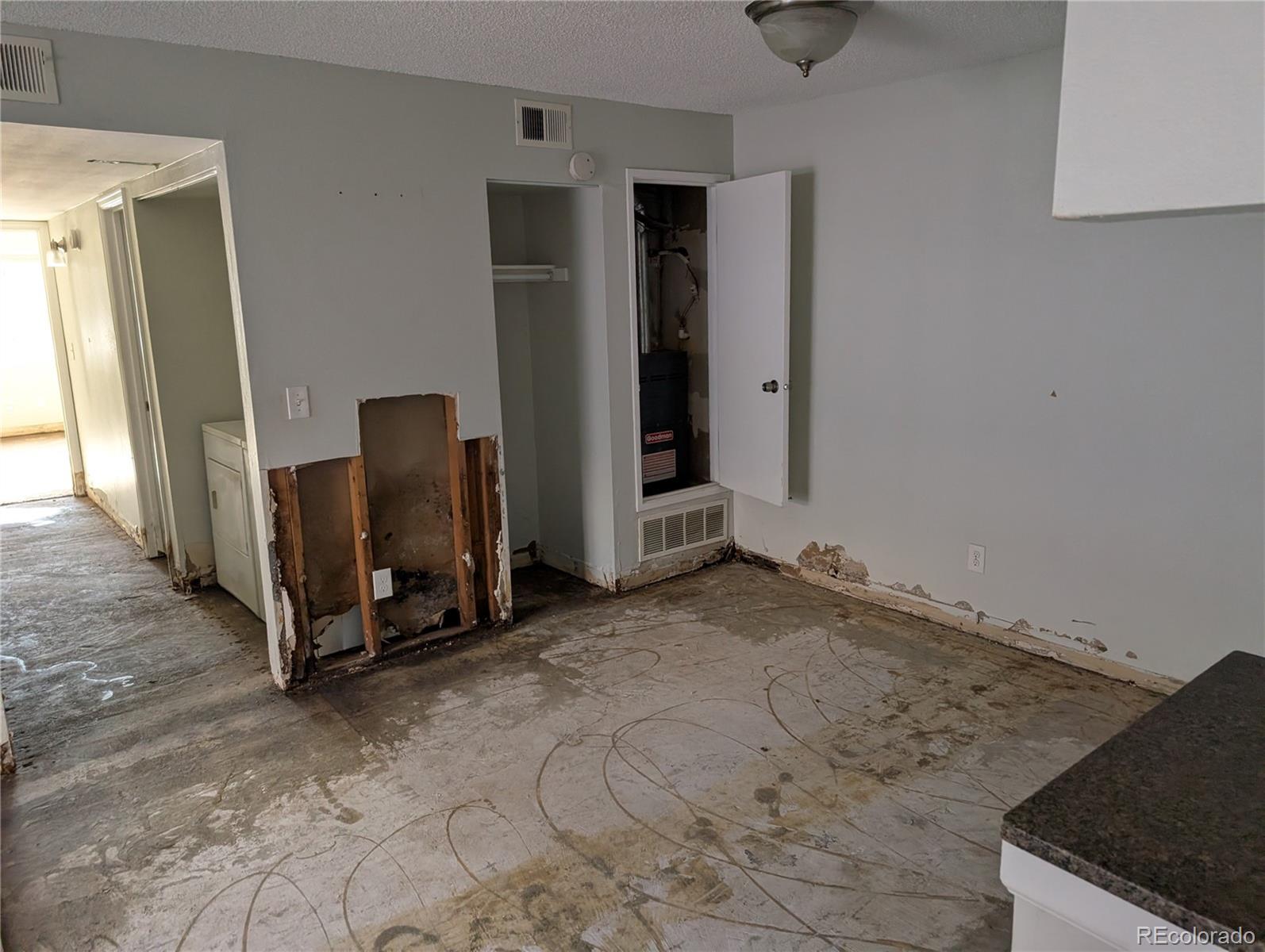 18103 E Kentucky Avenue 102