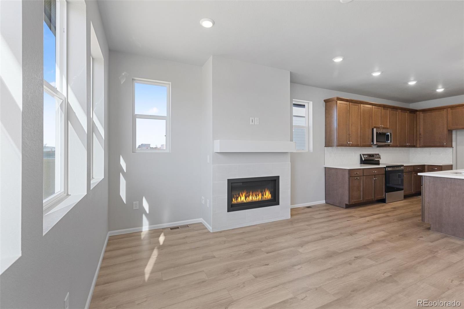 15275 Pontiac Street