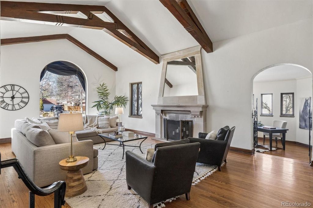 Photo of 6 Ivy Lane, Denver, CO 80220 (MLS # 3090993)