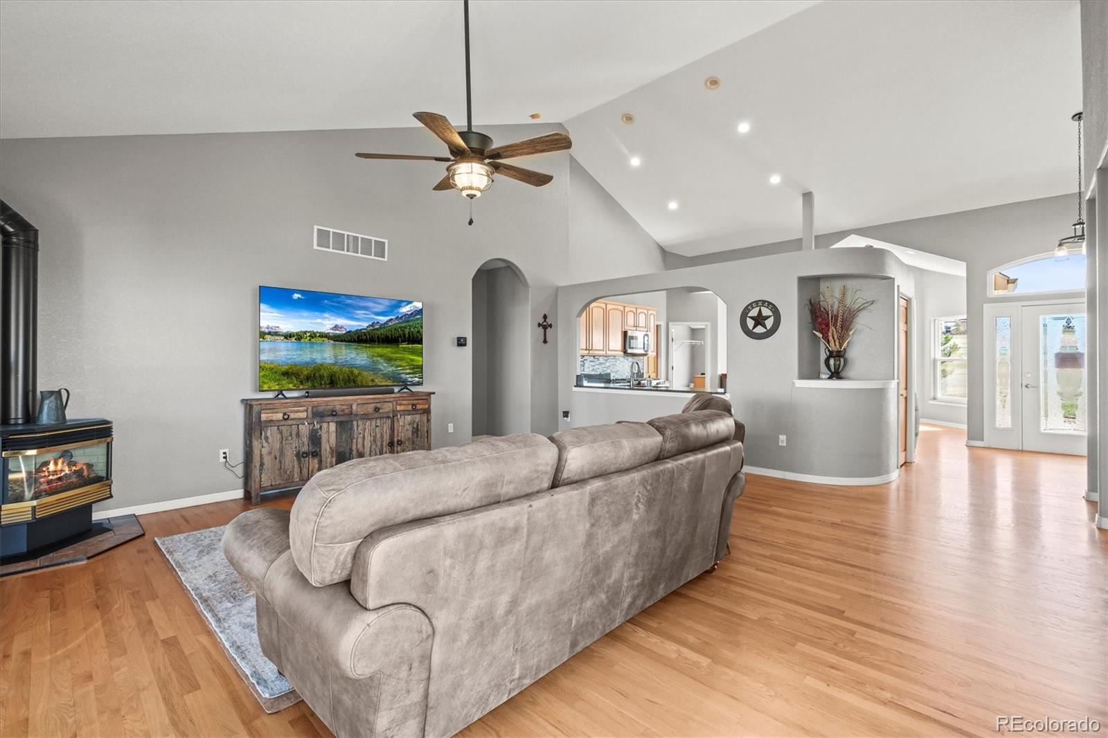43097 Taos Trail