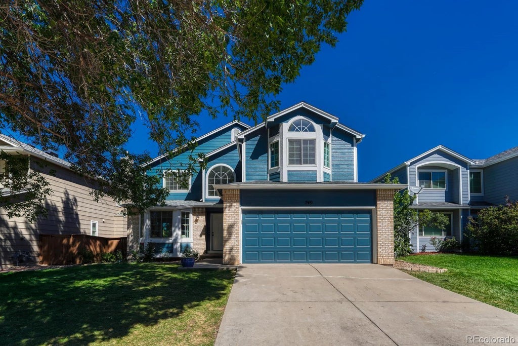 Photo of 749 Redwood Court, Highlands Ranch, CO 80126 (MLS # 4979947)