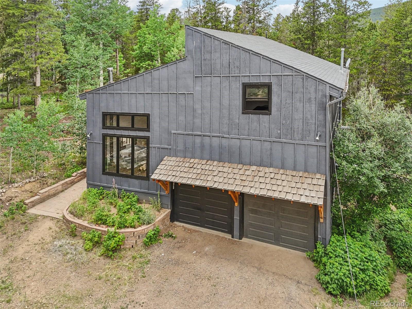 1280 Highpoint Circle