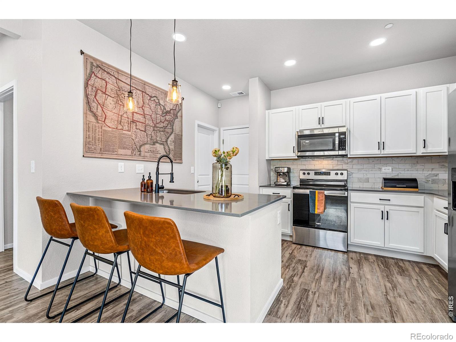 6609 4th Street Road