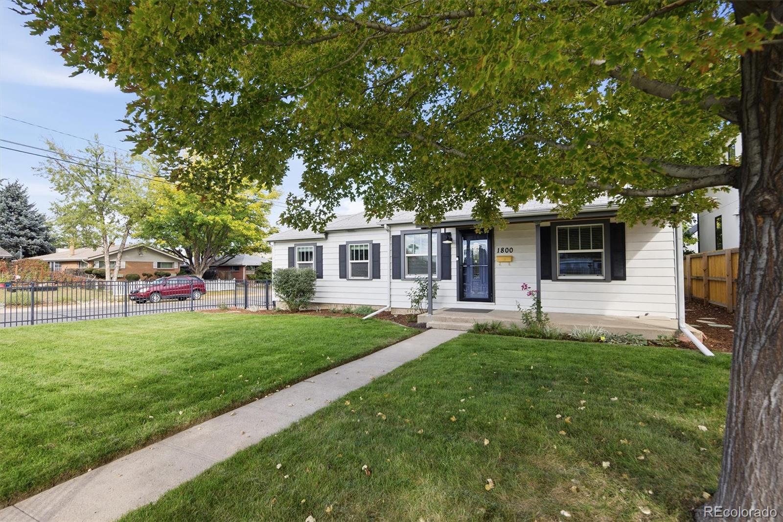 1800 S Steele Street