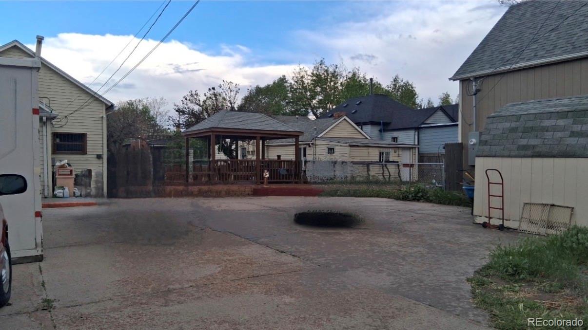 3931 N Humboldt Street