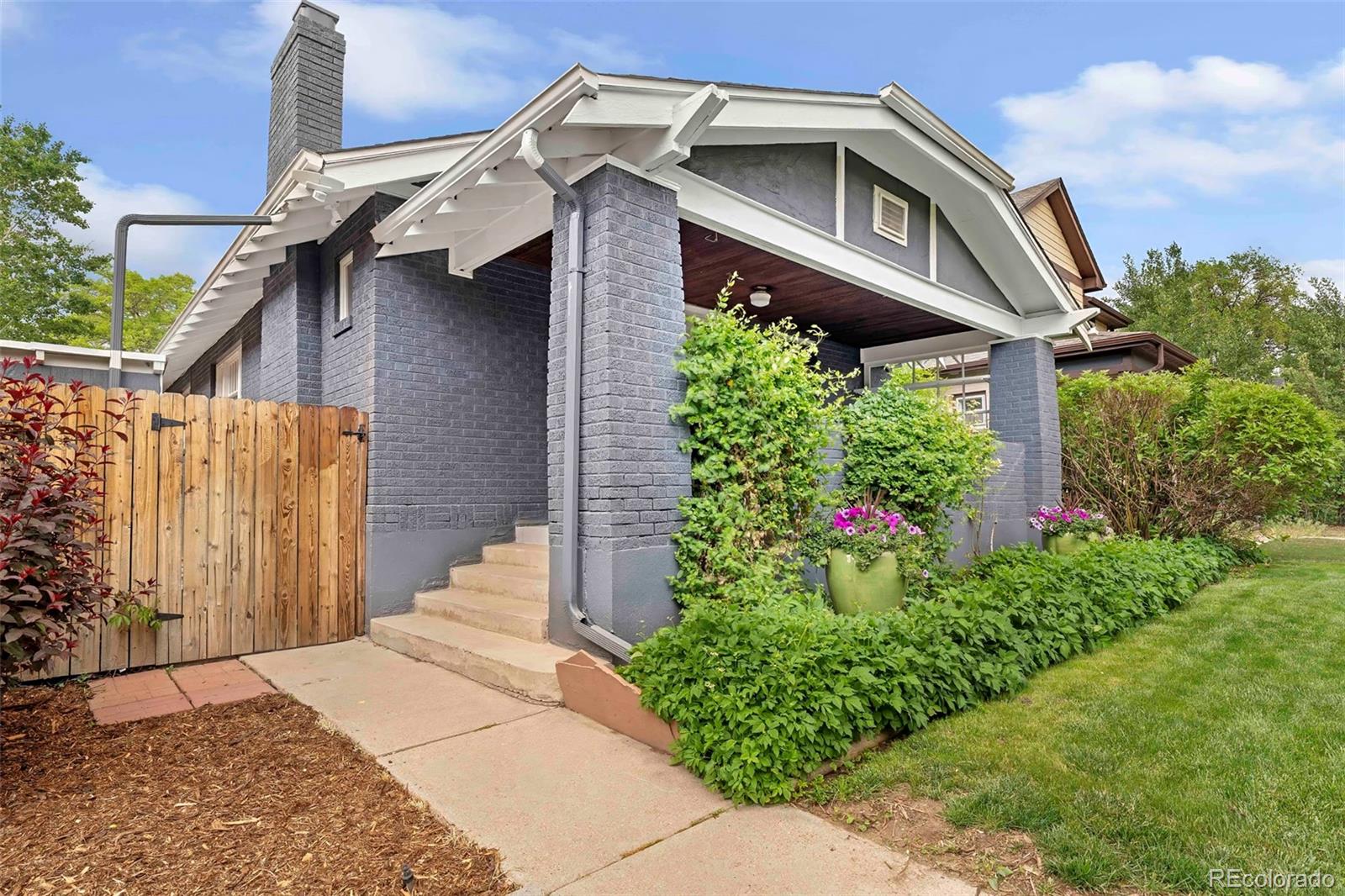 3341 Newton Street