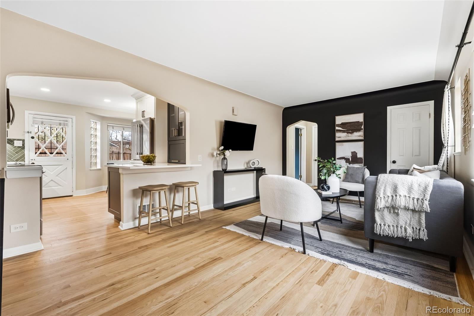 33 N Pennsylvania Street C