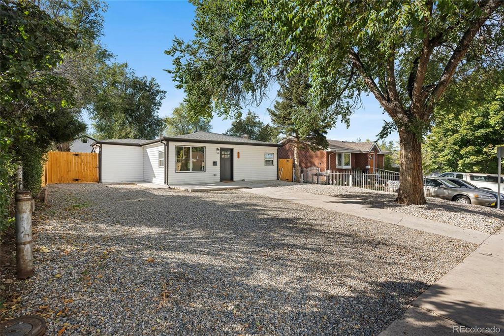 Photo of 959 S Quitman Street, Denver, CO 80219 (MLS # 6154885)