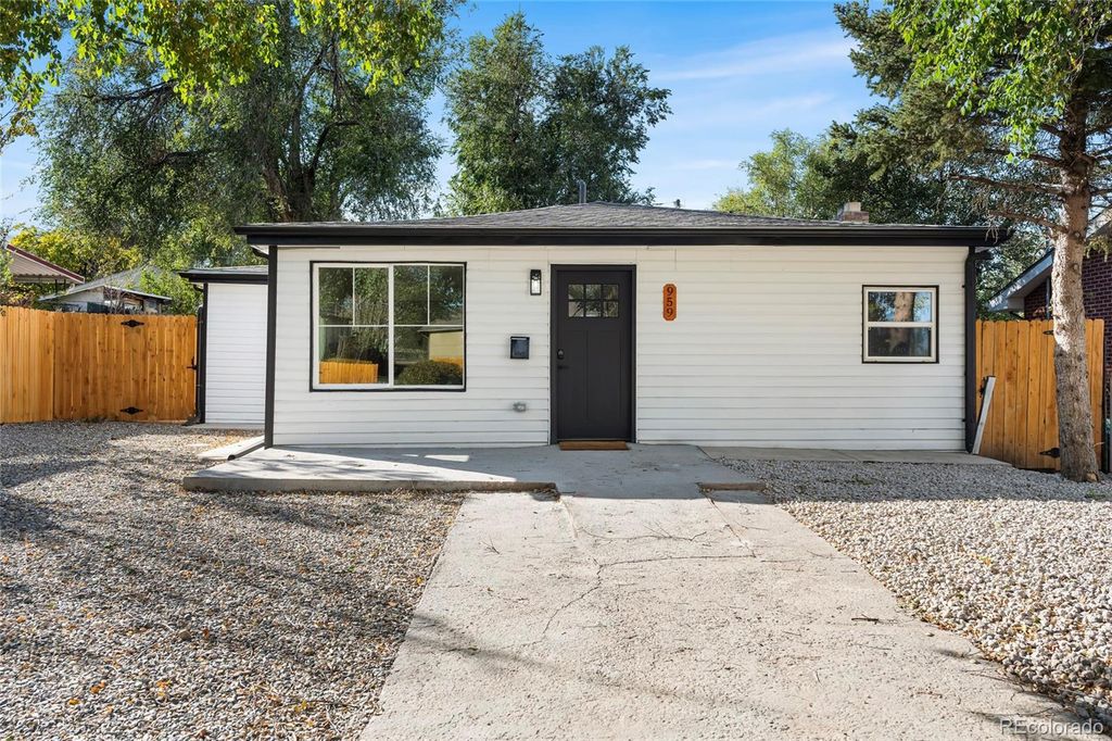 Photo of 959 S Quitman Street, Denver, CO 80219 (MLS # 6154885)