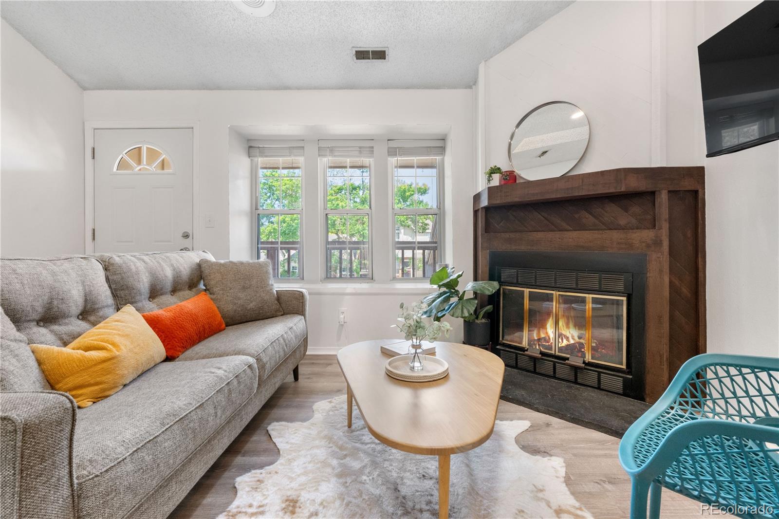 3050 W 107th Place E