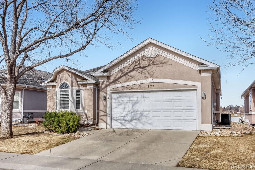 Photo of 927 Champion Circle, Longmont, CO 80503 (MLS # 2709209)