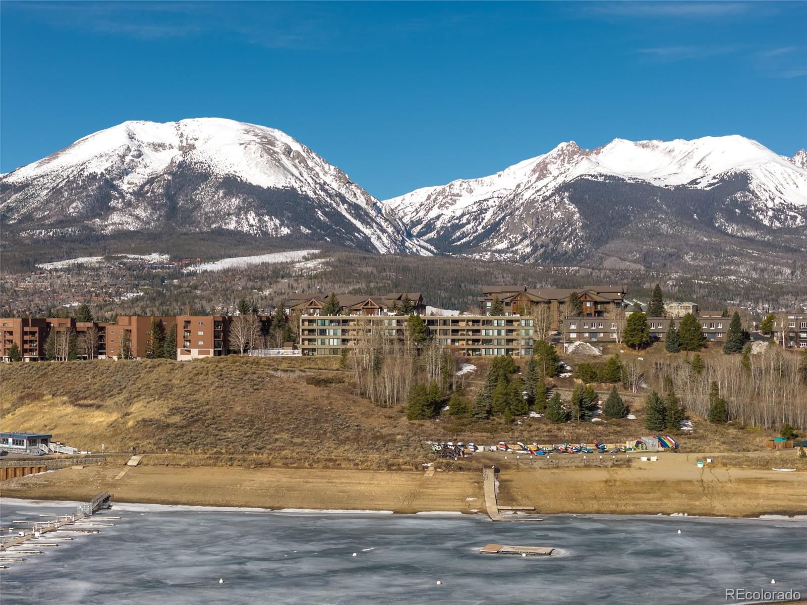 220 E La Bonte Street 219