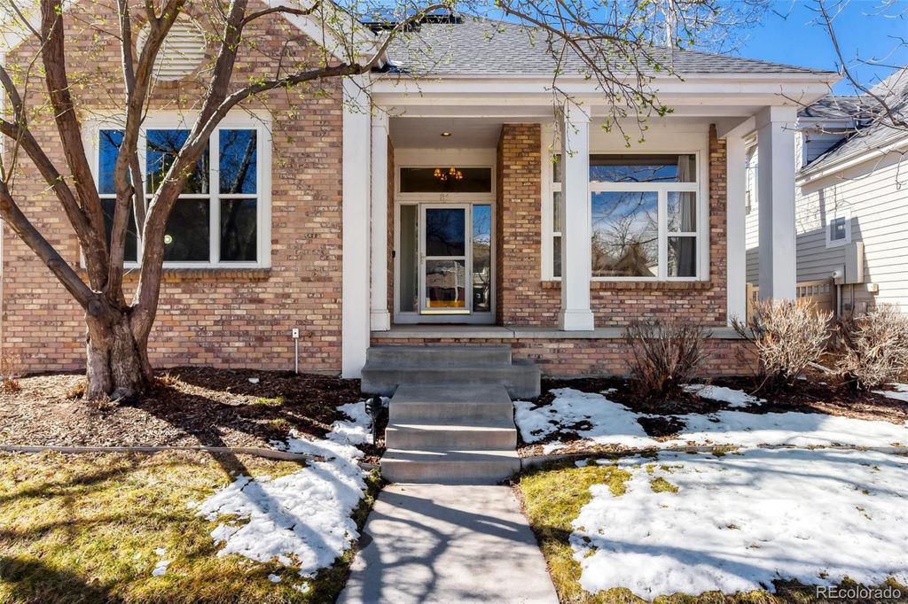 Photo of 1011 S Valentia Street #81, Denver, CO 80247 (MLS # 8178241)