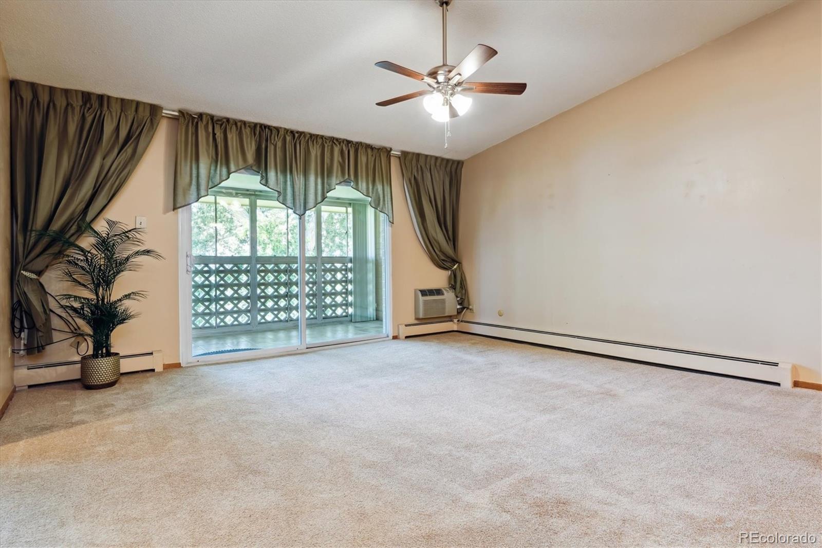 585 S Alton Way 4D