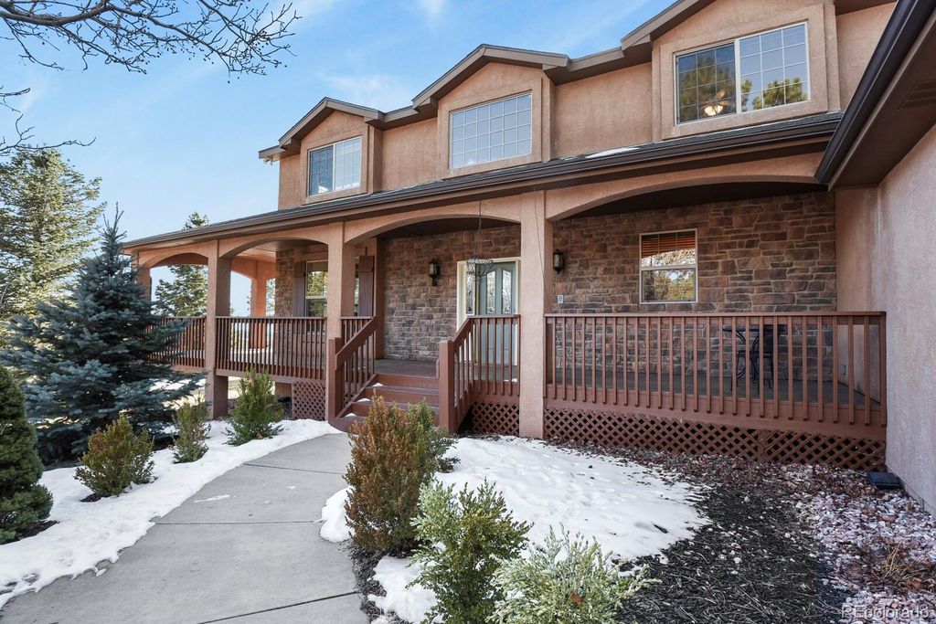 Photo of 17255 Lamplight Drive, Monument, CO 80132 (MLS # 1990163)