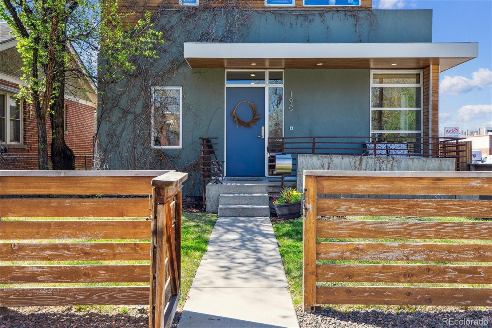 190 W Archer Place