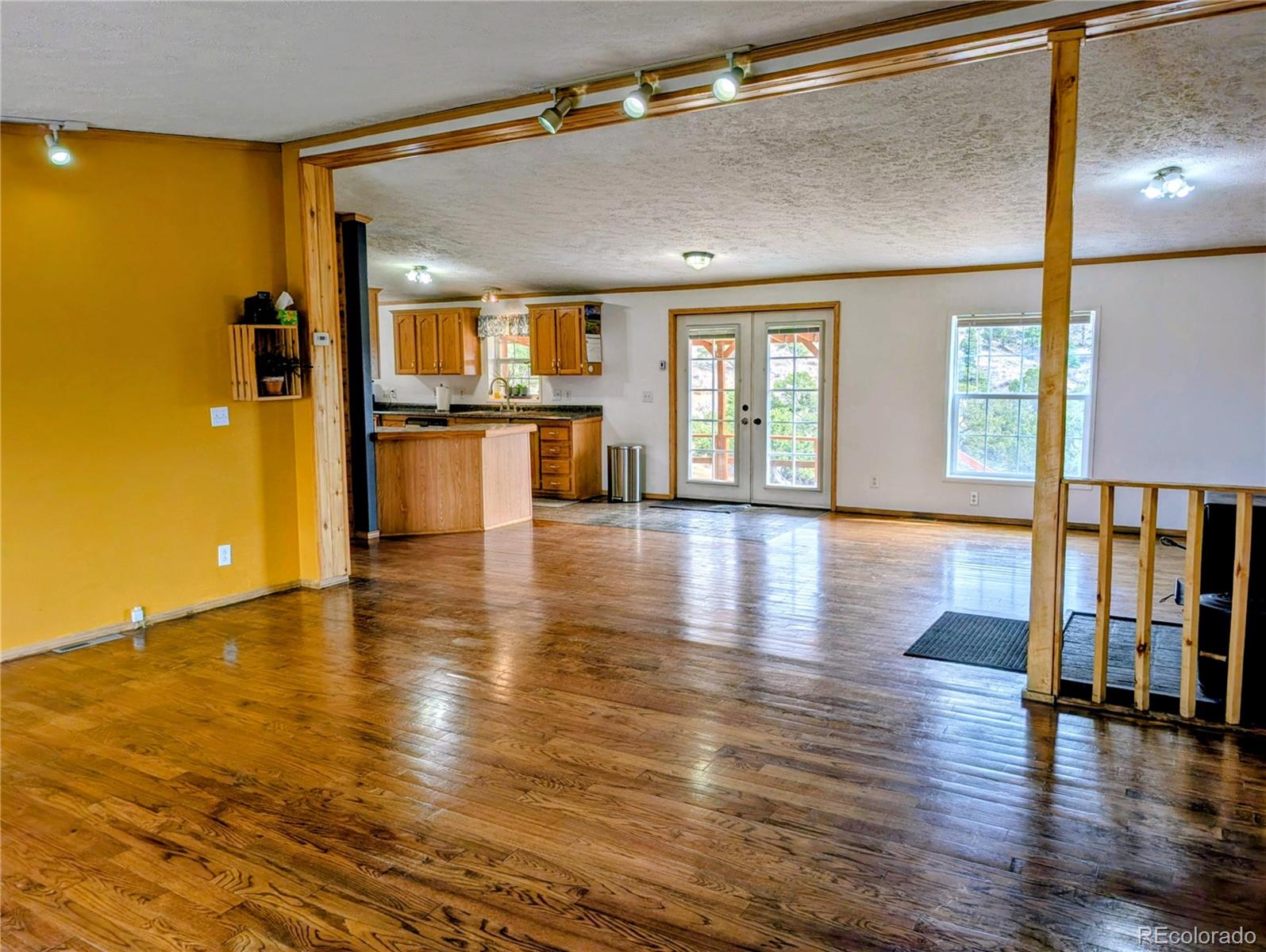 7436 Waligunda Street