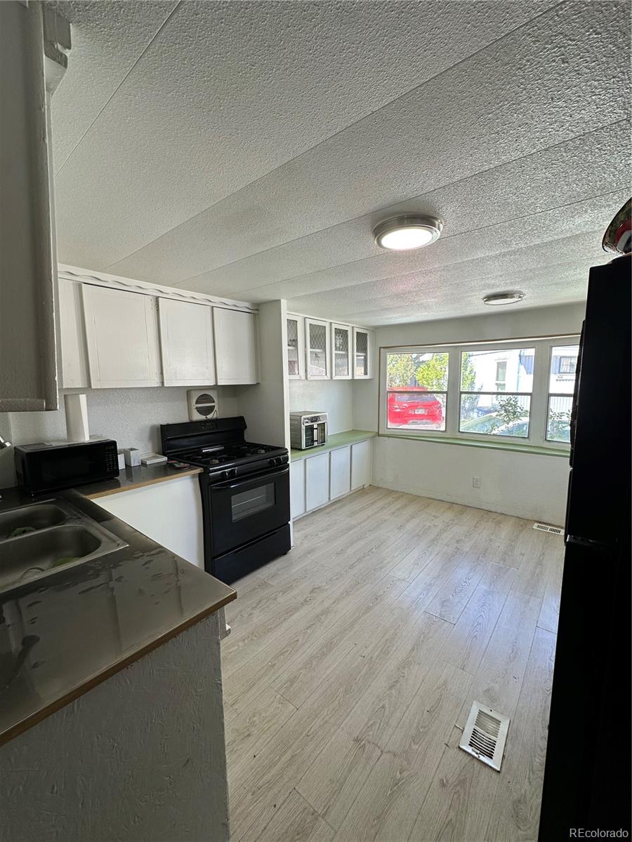 220 Mount View Lane