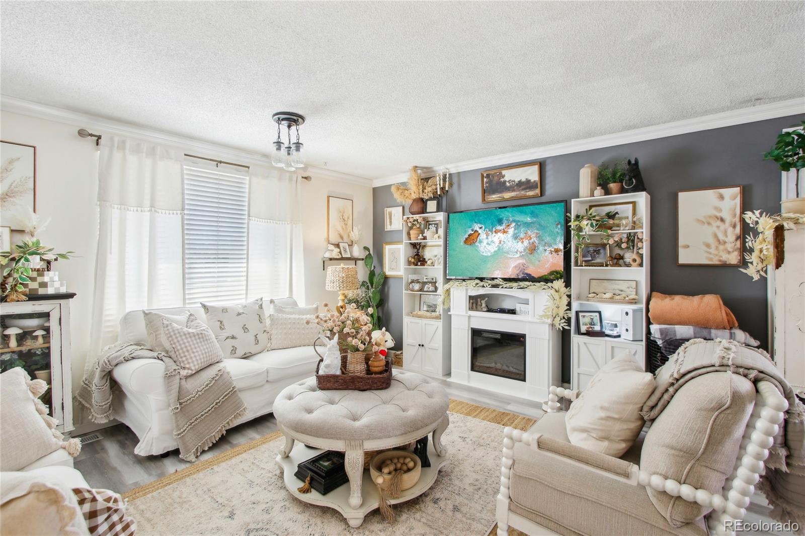 8280 Everett Way, Arvada, CO, 80005 1 8280 Everett Way