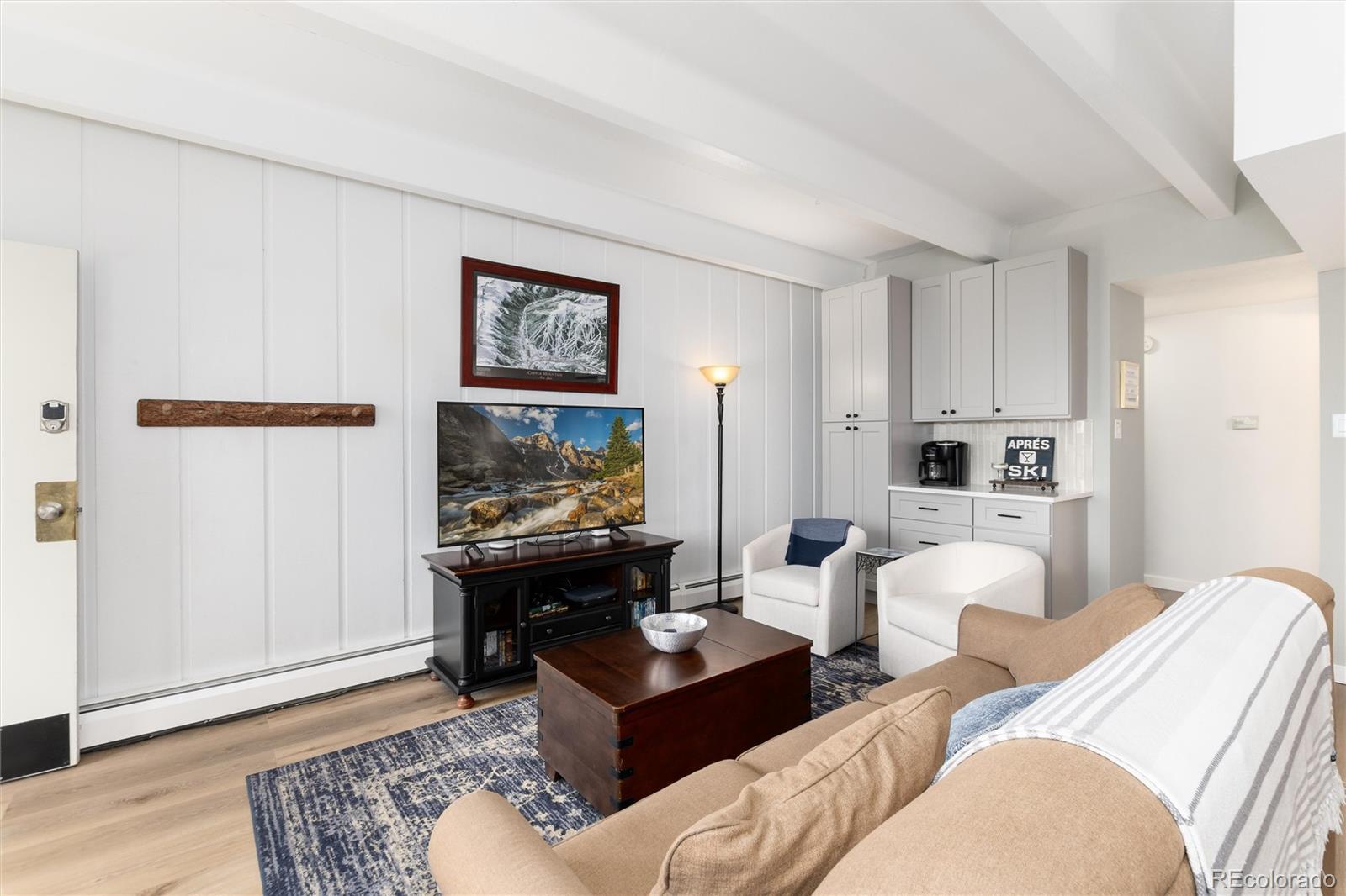 370 E La Bonte Street E