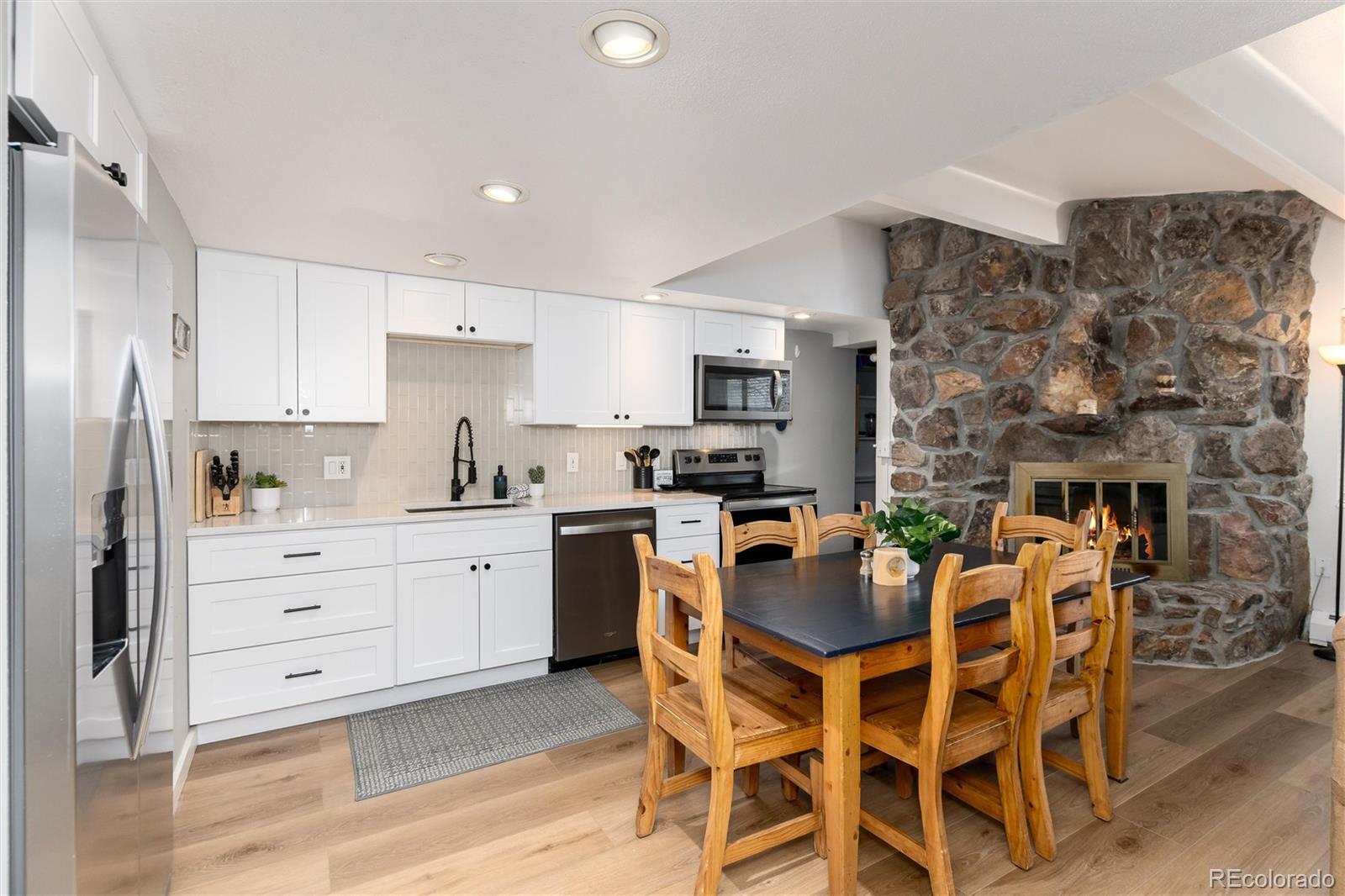 370 E La Bonte Street E