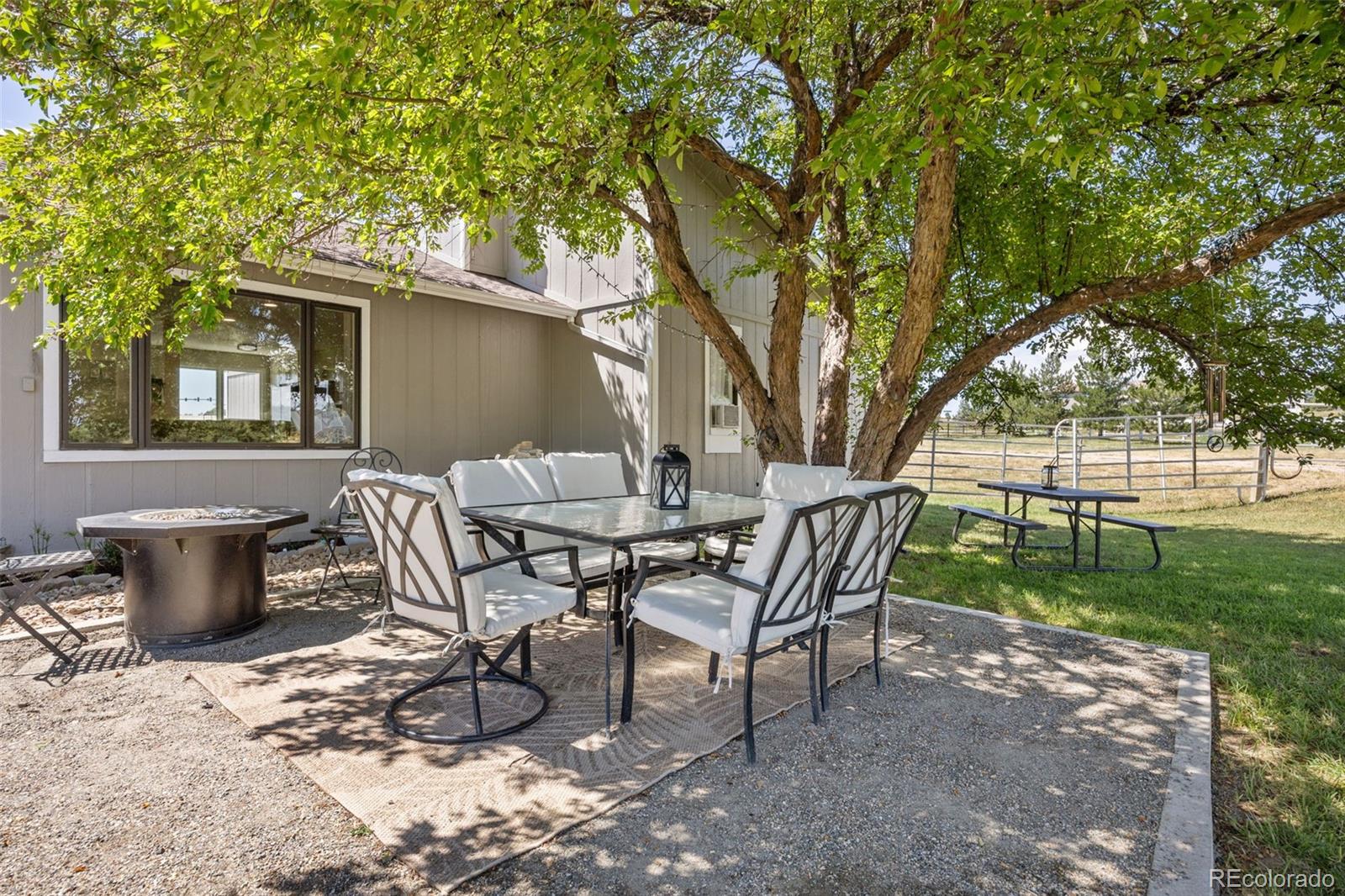 5948 King Court